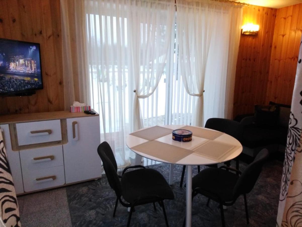 Mustvee Creek Cottage Номер фото